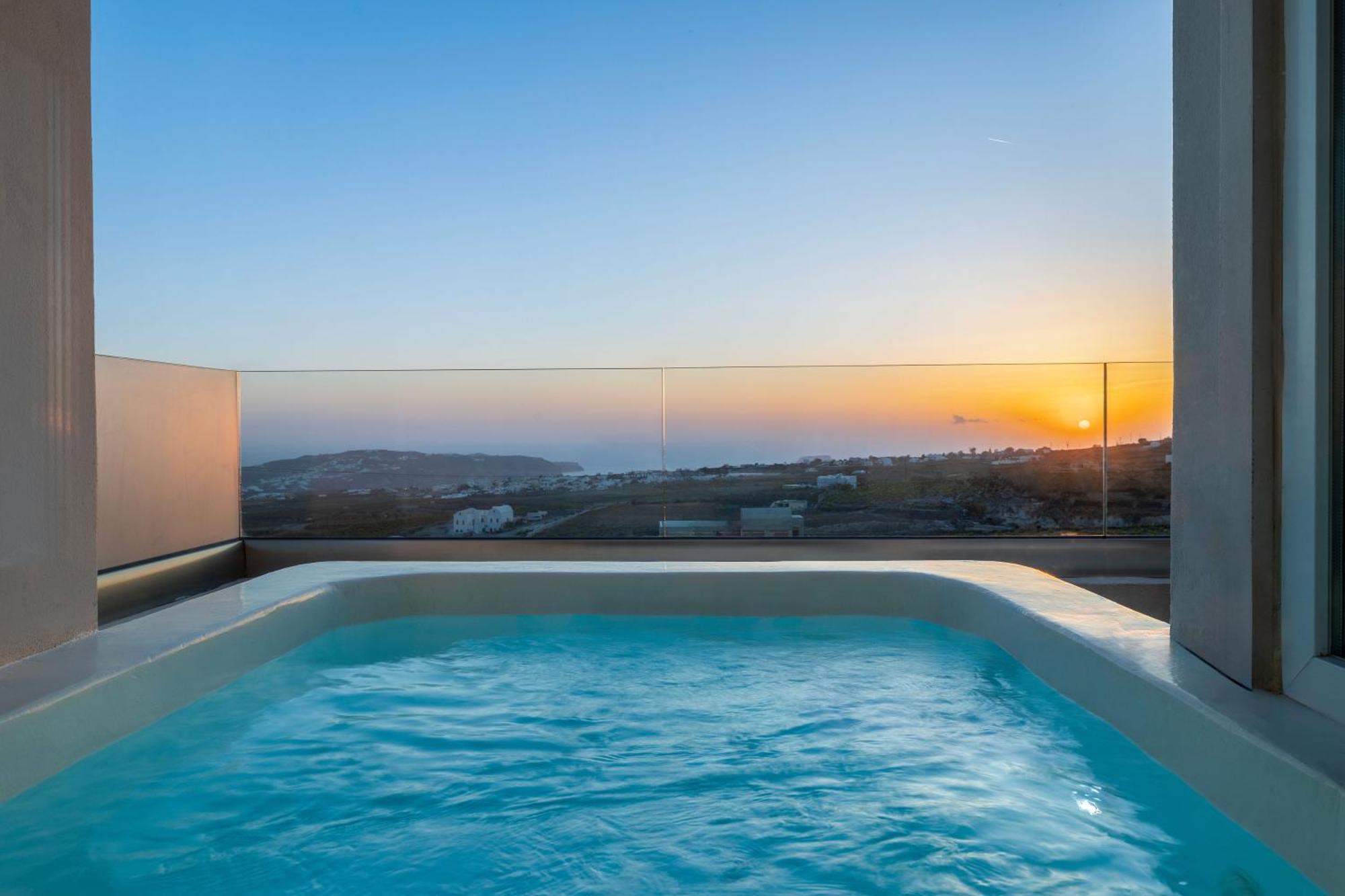 Cinnamon Villa With Private Hot Tub Pyrgos Kallistis Exterior foto